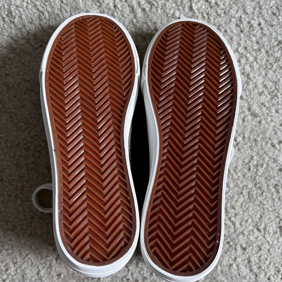 NWOT Primark High Top Sneakers - Picture 5 of 8